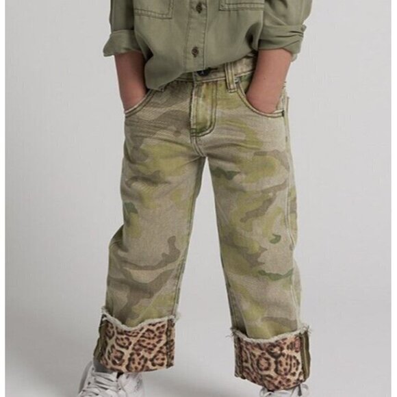 New One Teaspoon Camo Bandits Relaxed Jeans Girls 8-9 Cropped Leopard Pants - Picture 1 of 5